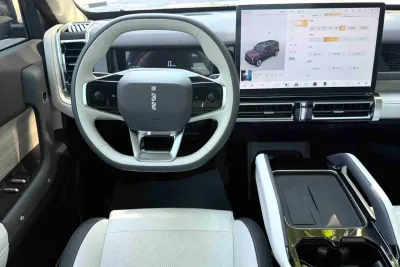 iCAR 03