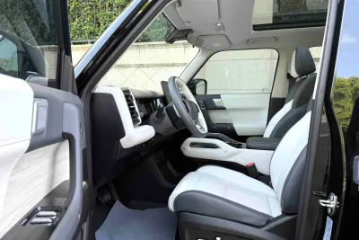 iCAR 03