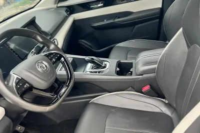 Dongfeng Fengshen E70