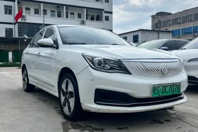 Dongfeng Fengshen E70