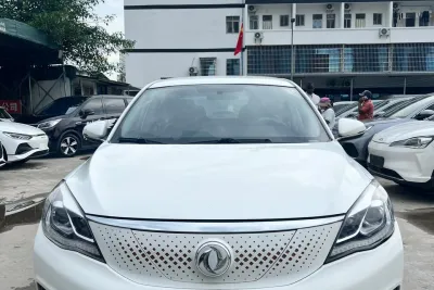 Dongfeng Fengshen E70