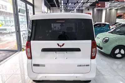 Wuling Zhiguang EV 2025 Standard Edition – Automatic