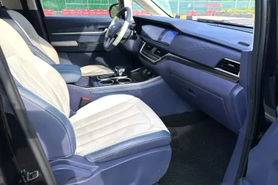BAIC Ruixing M7