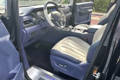 BAIC Ruixing M7