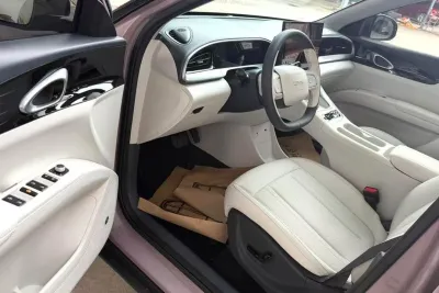 Geely EX2