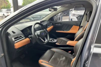 BYD e2 Luxury Edition