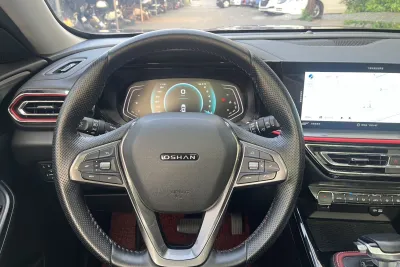 Changan Oshan X5 1.5T DCT Premium Edition
